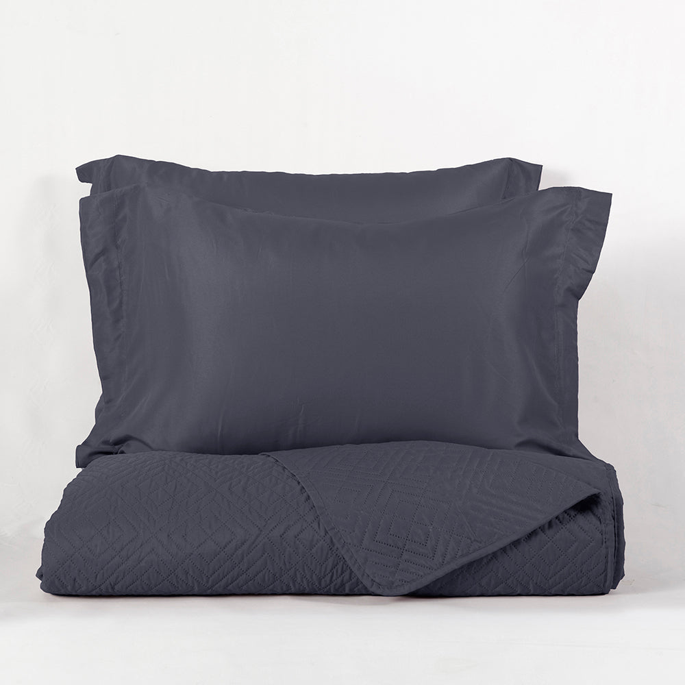 Quilt Cordoba Liso 2 Plazas Mashini