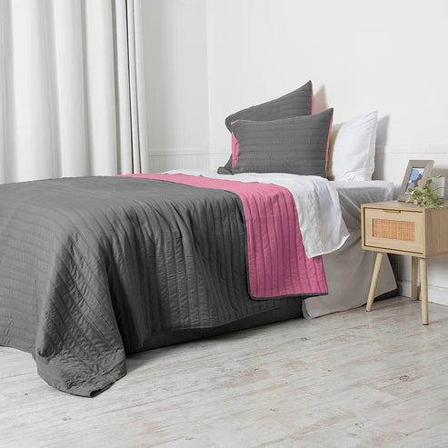 Quilt King Toledo Verde Musgo - Rosado Mashini