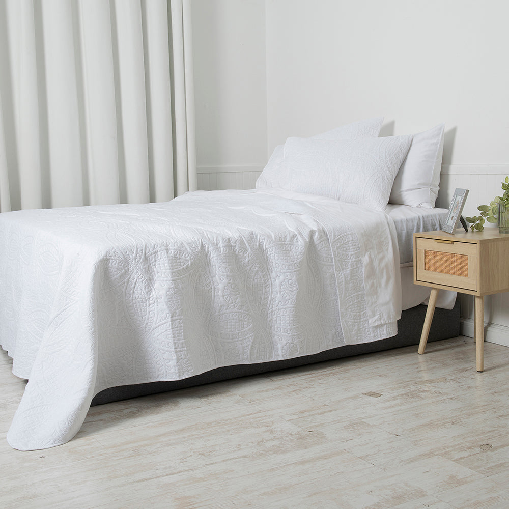 Quilt Microfibra Portugal 2.0 Plazas Mashini