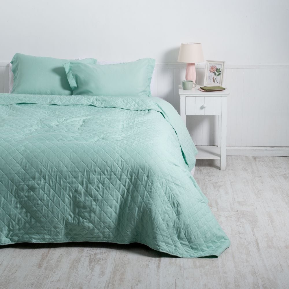 Quilt Cordoba Liso 2 Plazas Mashini