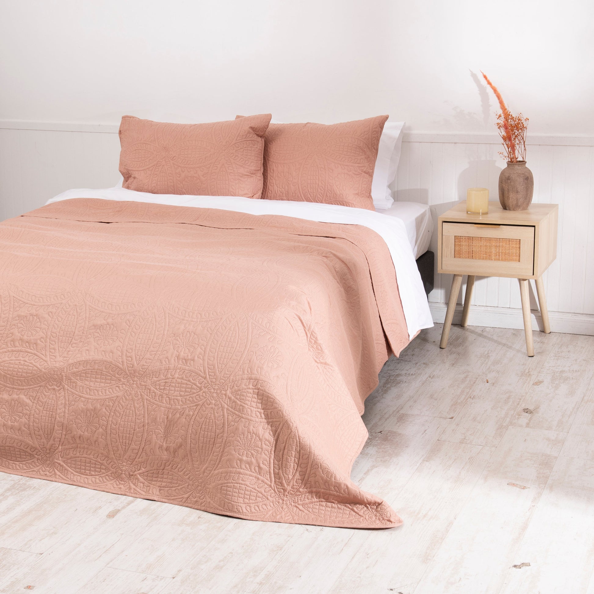 Quilt Microfibra Portugal 2.0 Plazas Mashini