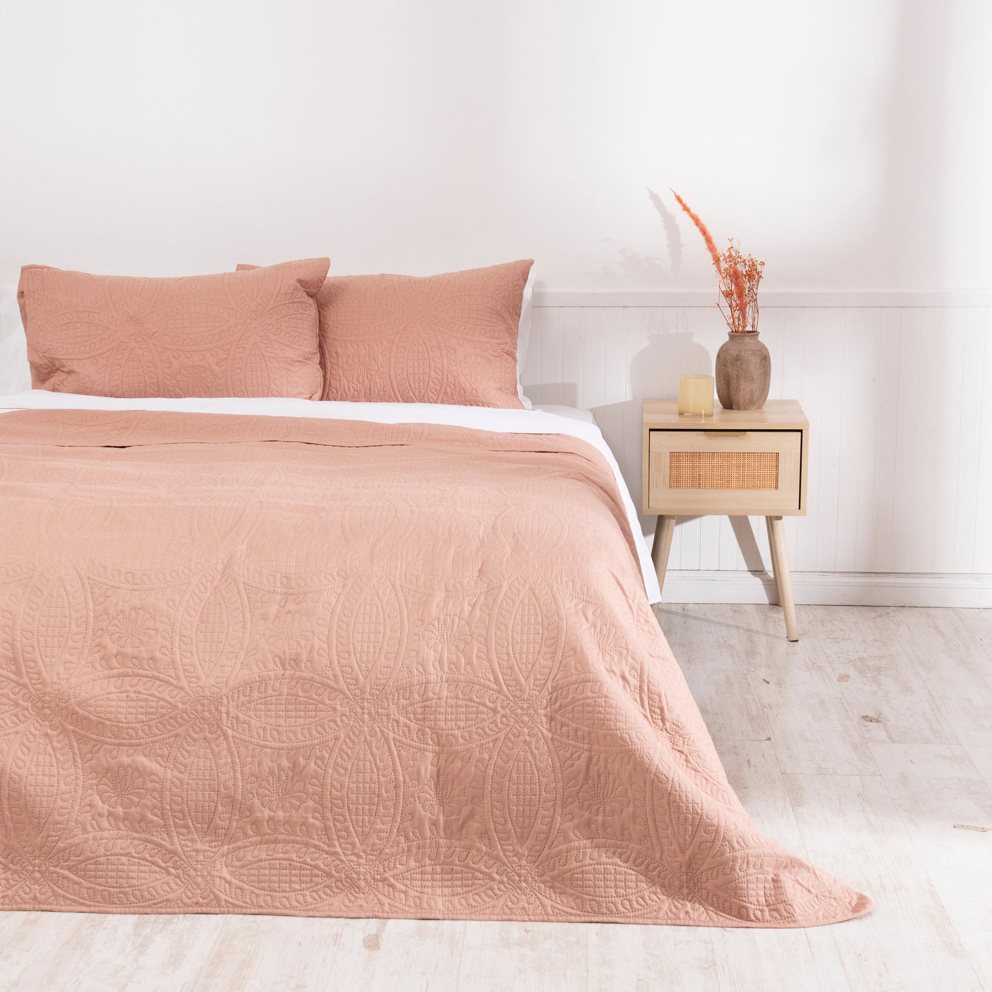 Quilt Microfibra Portugal 2.0 Plazas Mashini