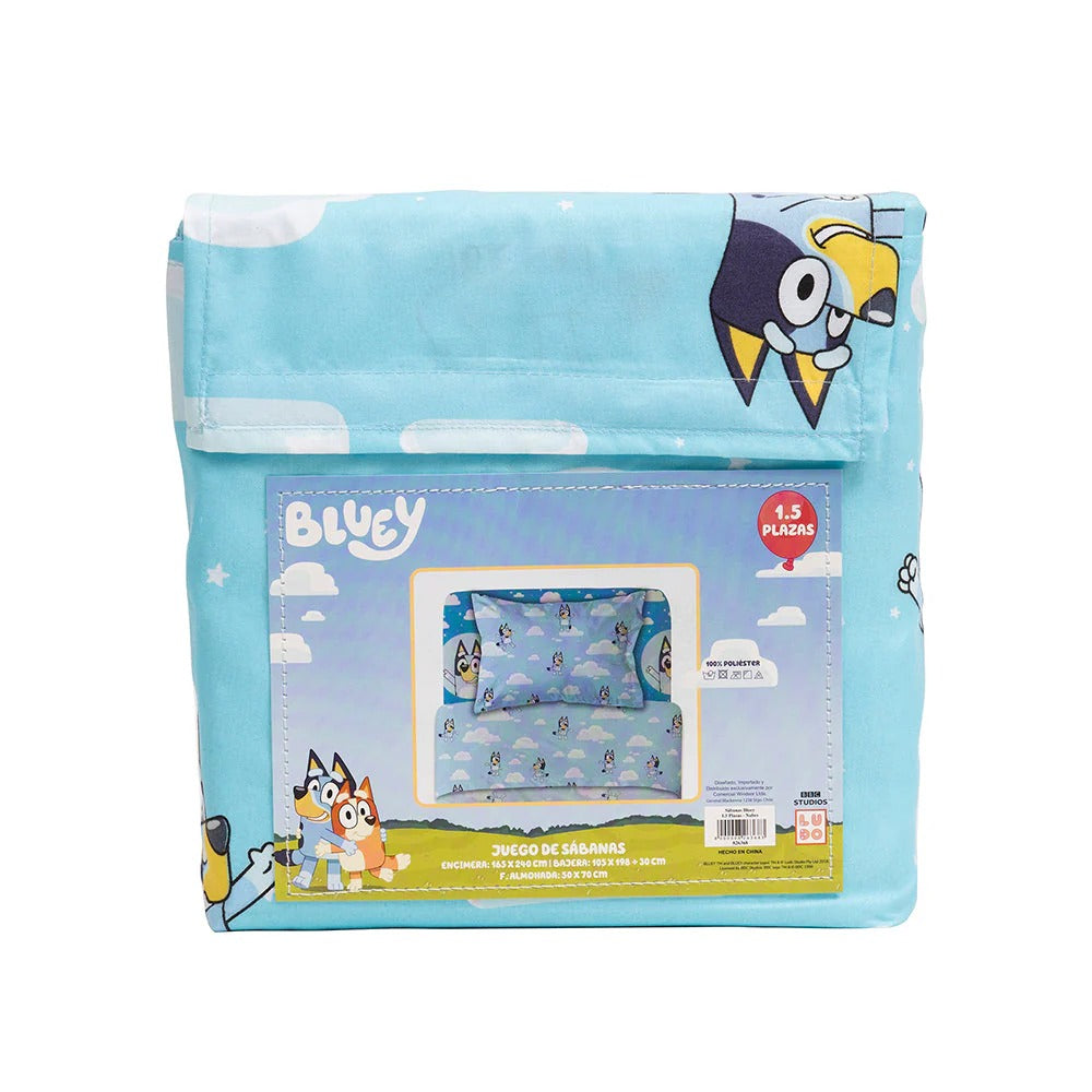 Juego de Sabanas Infantiles Microfibra 1,5 Plazas Bluey Nubes