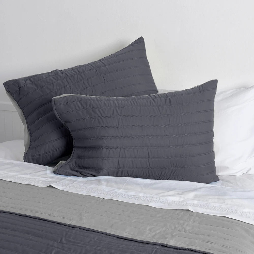 Quilt Microfibra 2 Plazas Toledo Bicolor